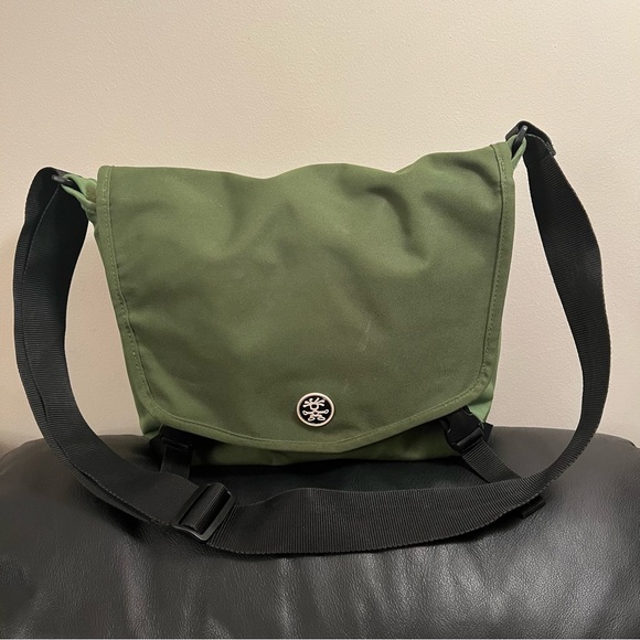 Crumpler Bags Crumpler Green And Orange The Moderate Embarrassment
